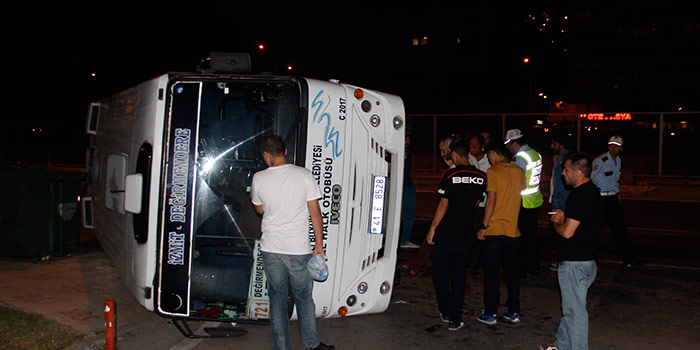 Halk otobüsü devrildi: 1 yaralı