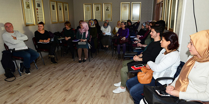 Yeni yazarlar yetiştiriliyor