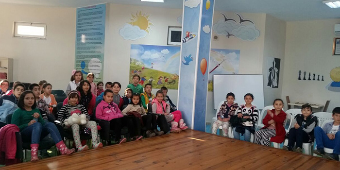 TÜRKİYE’NİN TEK ÇOCUK HAKLARI OKULU İZMİT’TE