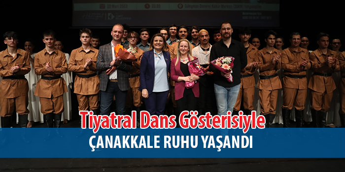 İstiklal Uğruna’ Tiyatral Dans Gösterisiyle  Çanakkale Ruhu Tüm İzmit’i Sardı