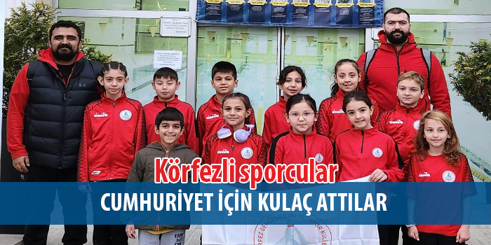 Körfezli sporcular Cumhuriyet Bayramı için kulaç attılar