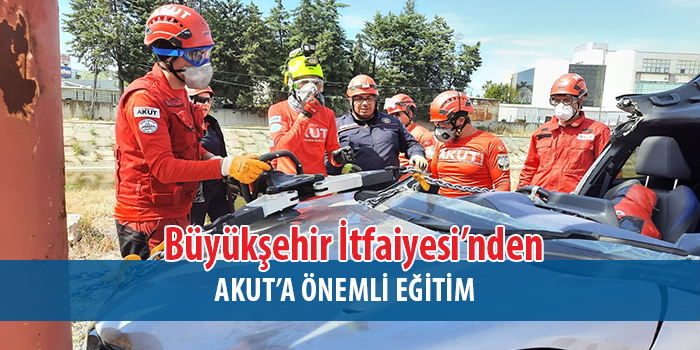 Büyükşehir İtfaiyesi’nden AKUT’a eğitim desteği