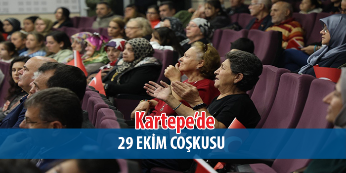 Kartepe Belediyesi, Cumhuriyet’in 102. yıl dönümünü coşkuyla kutladı.