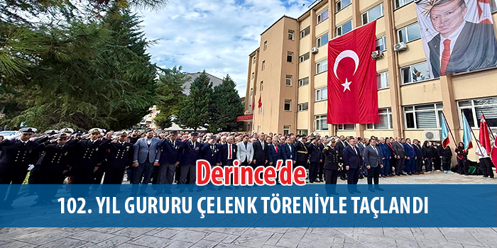 Derince’de 102. Yıl gururu çelenk töreniyle taçlandı.
